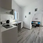 Naxian Castle Gem Apartamento *